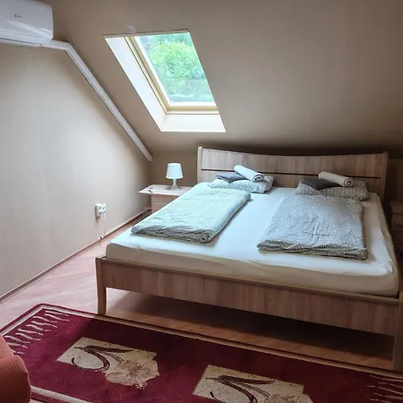 Holiday home Valentin House