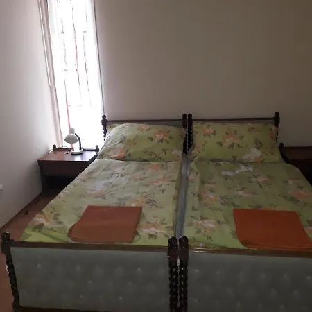 Valentin House *